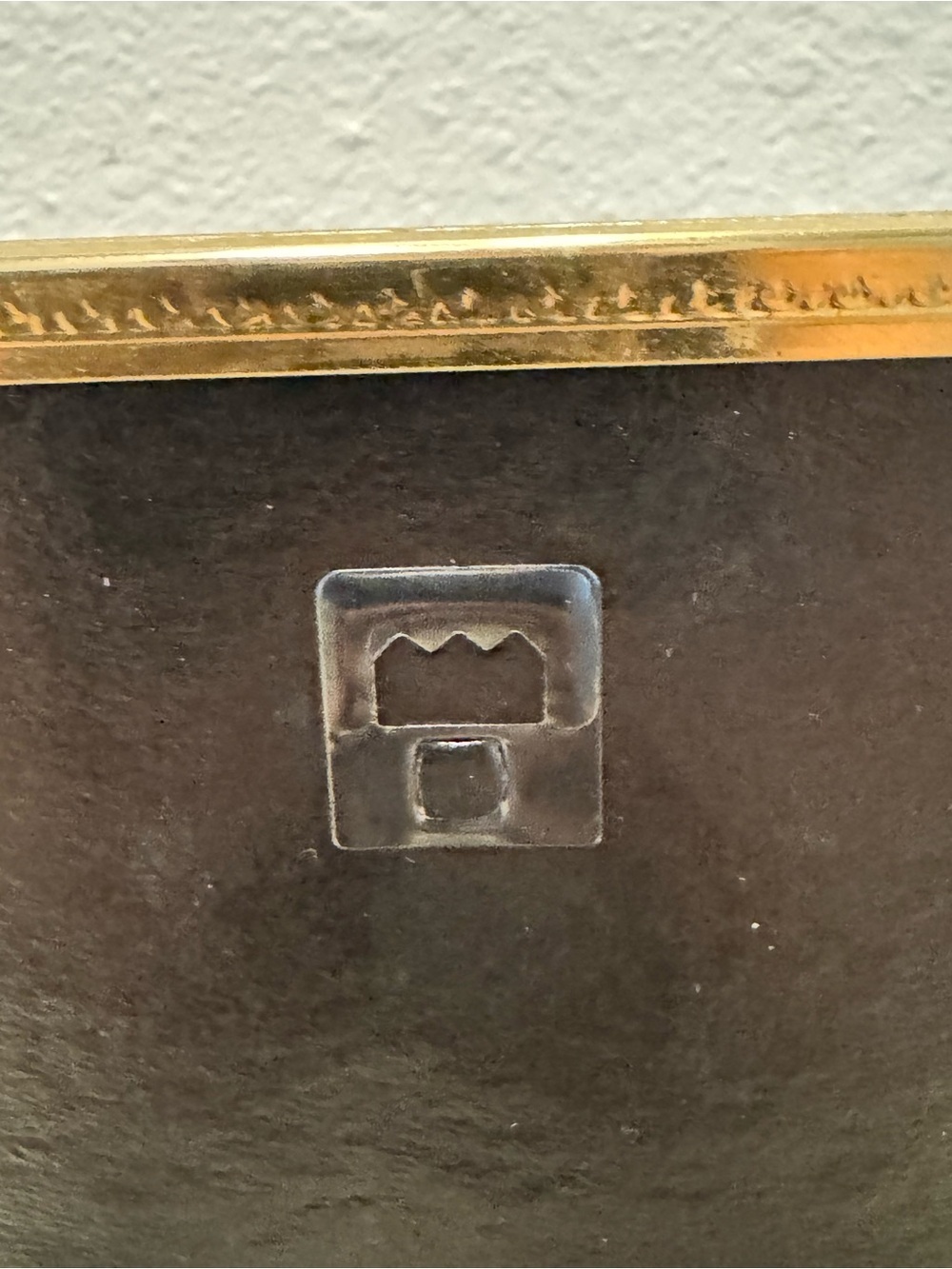 Vintage Gold Tone/Brass 8x10 Picture Frame with Brown Accent Detail w/ Easel - Picture 8 of 11